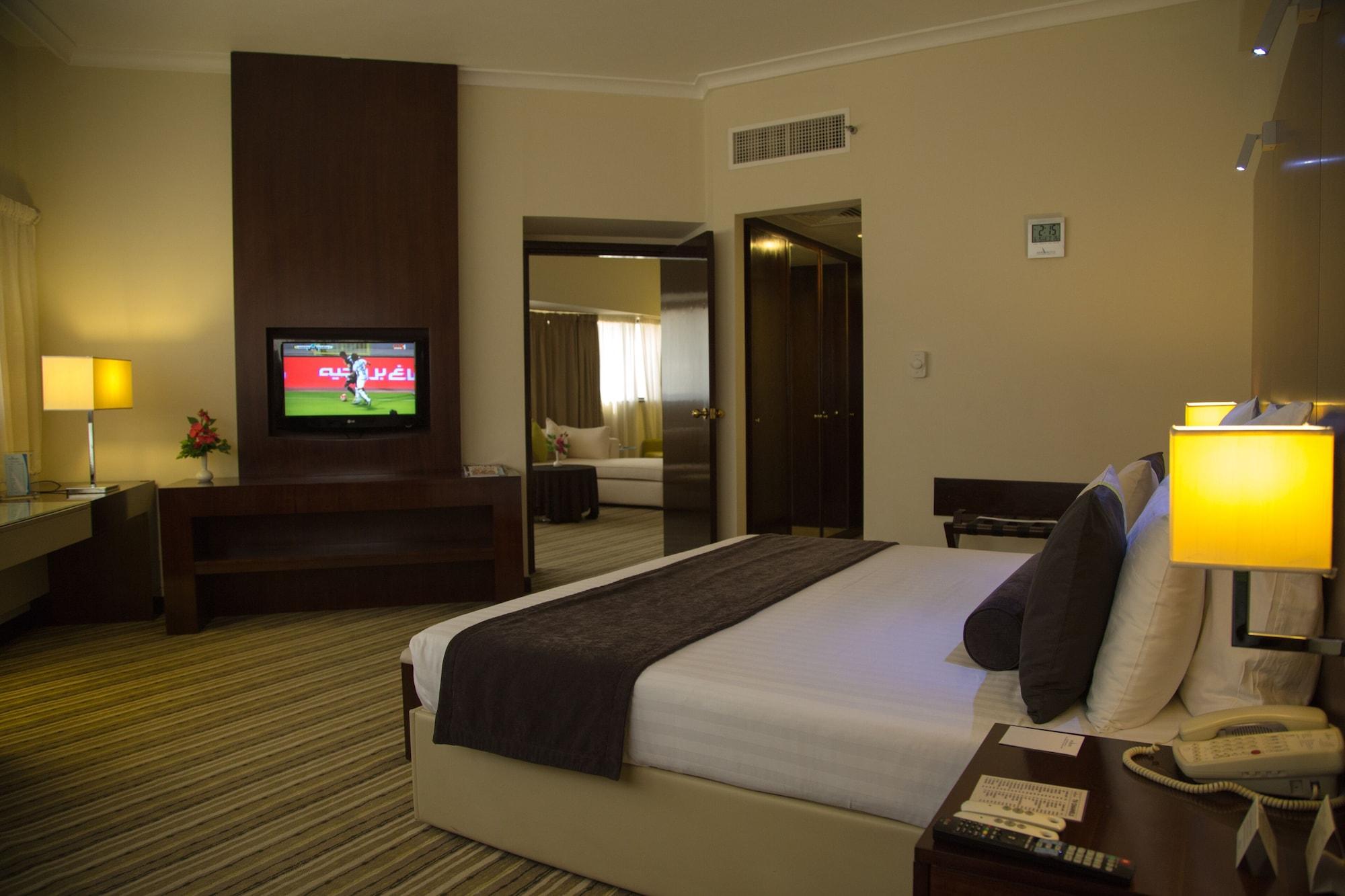 Avari Dubai Hotel ภายนอก รูปภาพ