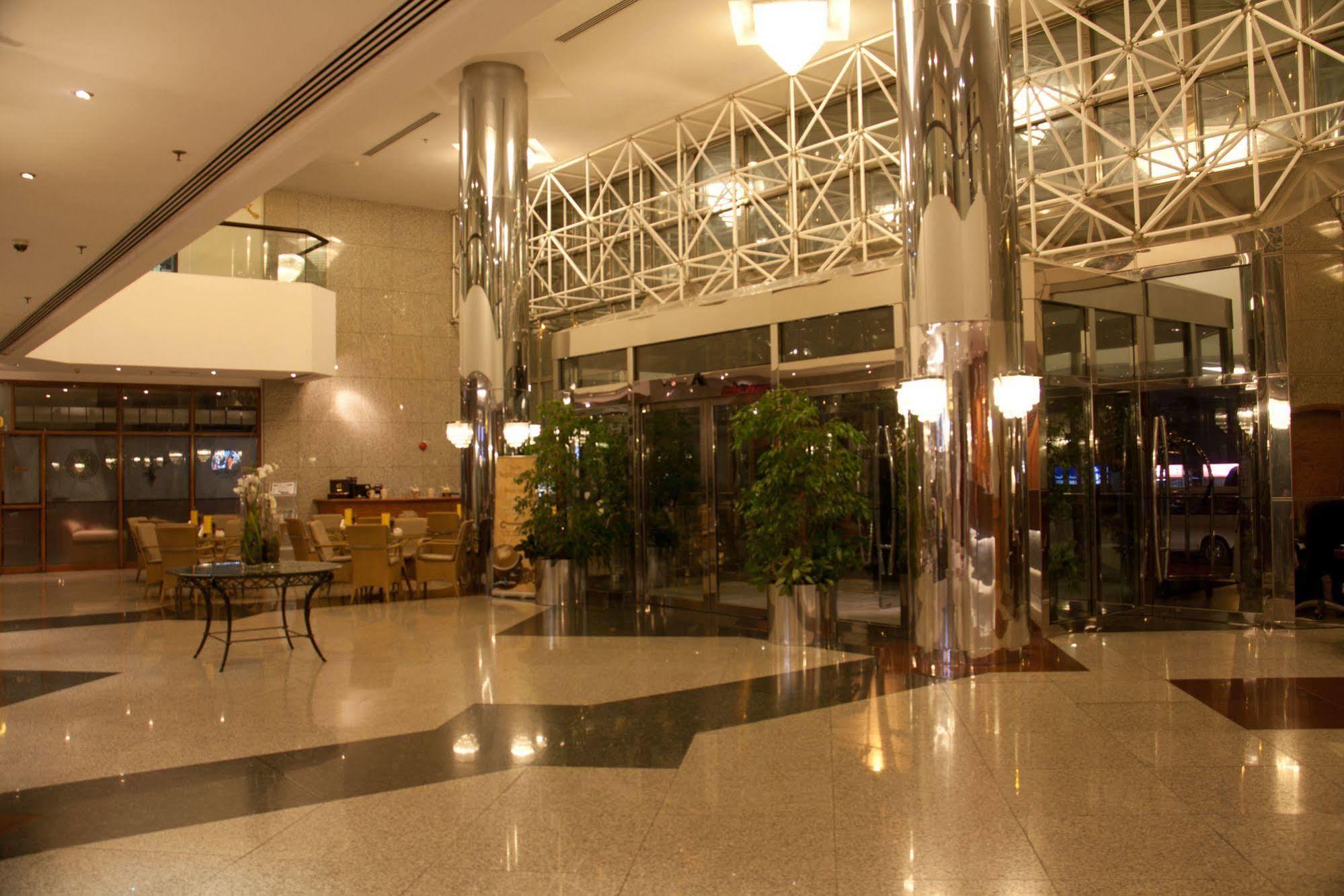 Avari Dubai Hotel ภายนอก รูปภาพ