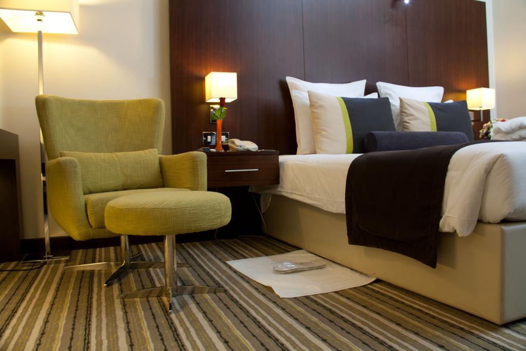 Avari Dubai Hotel ภายนอก รูปภาพ